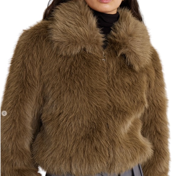 THE FRANKIE SHOP NWT
Camel Hope Faux-Fur Jacket
Size S - Picture 2 of 9